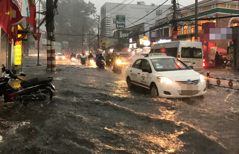 Anh: Sai Gon ngap nang sau nhieu ngay mua trai mua tam ta-Hinh-13